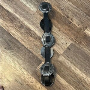 L&B Western Concho Belt